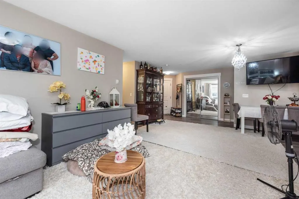 240 SKYVIEW RANC Road NE, #3102