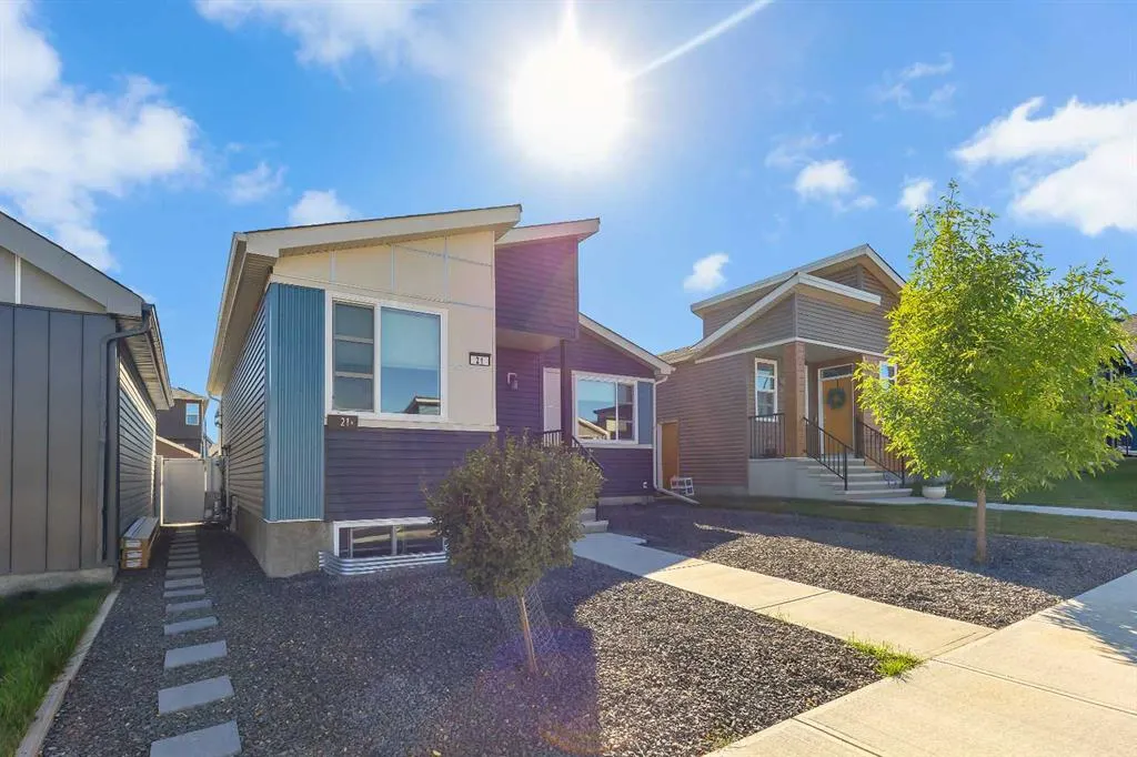 21 Lucas Rise NW