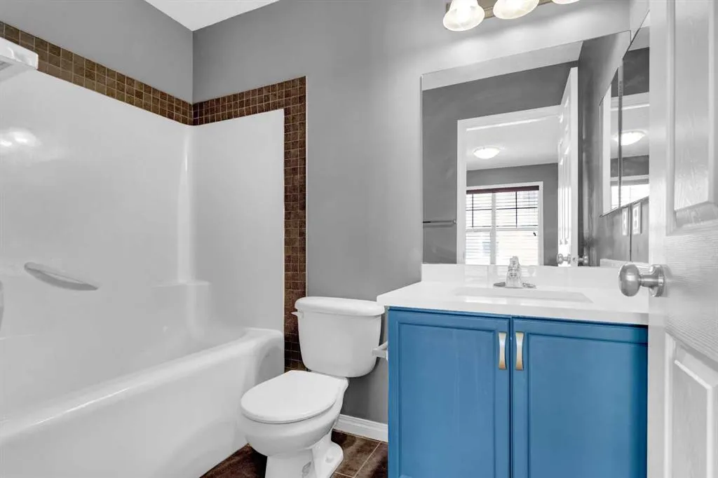 3194 New Brighton Gardens SE