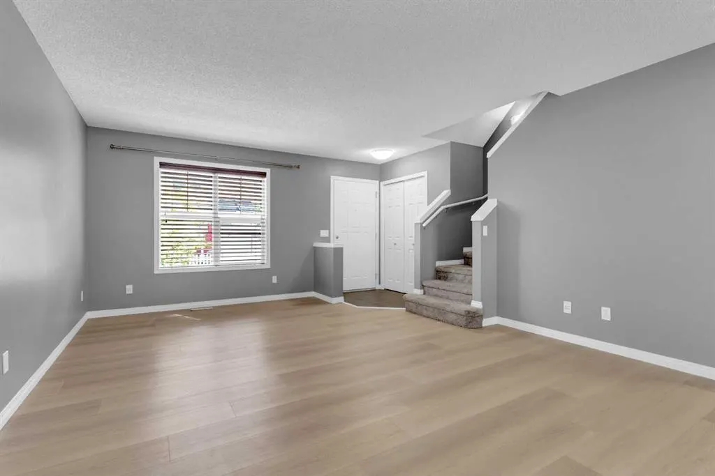 3194 New Brighton Gardens SE