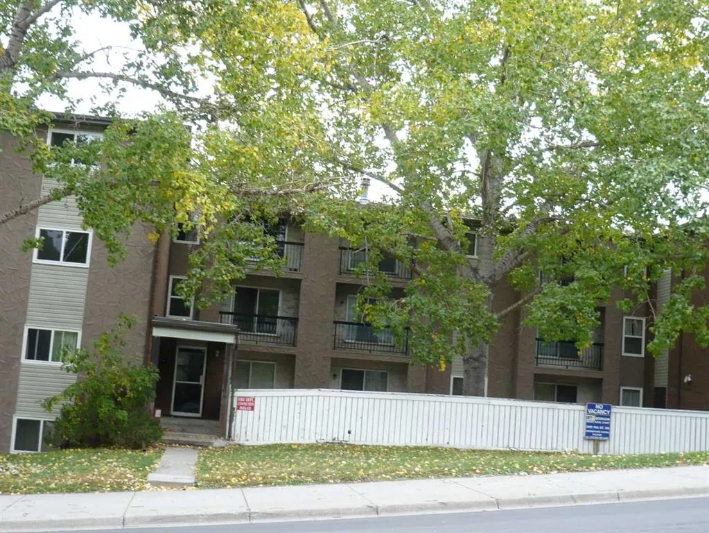 2410 14 Street SW