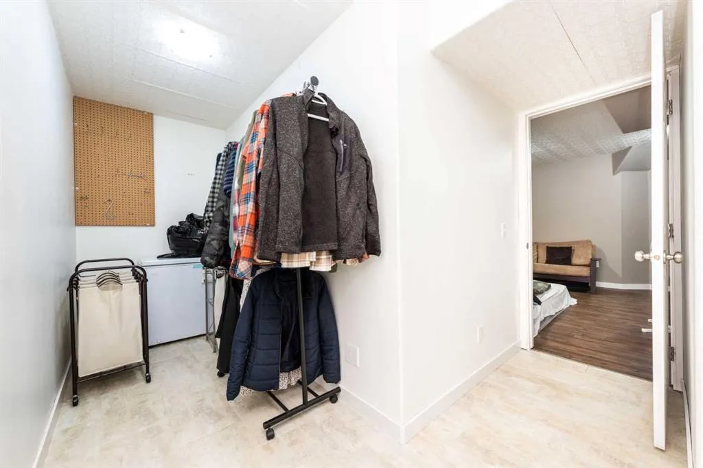 49 Rocky Ridge Heath NW