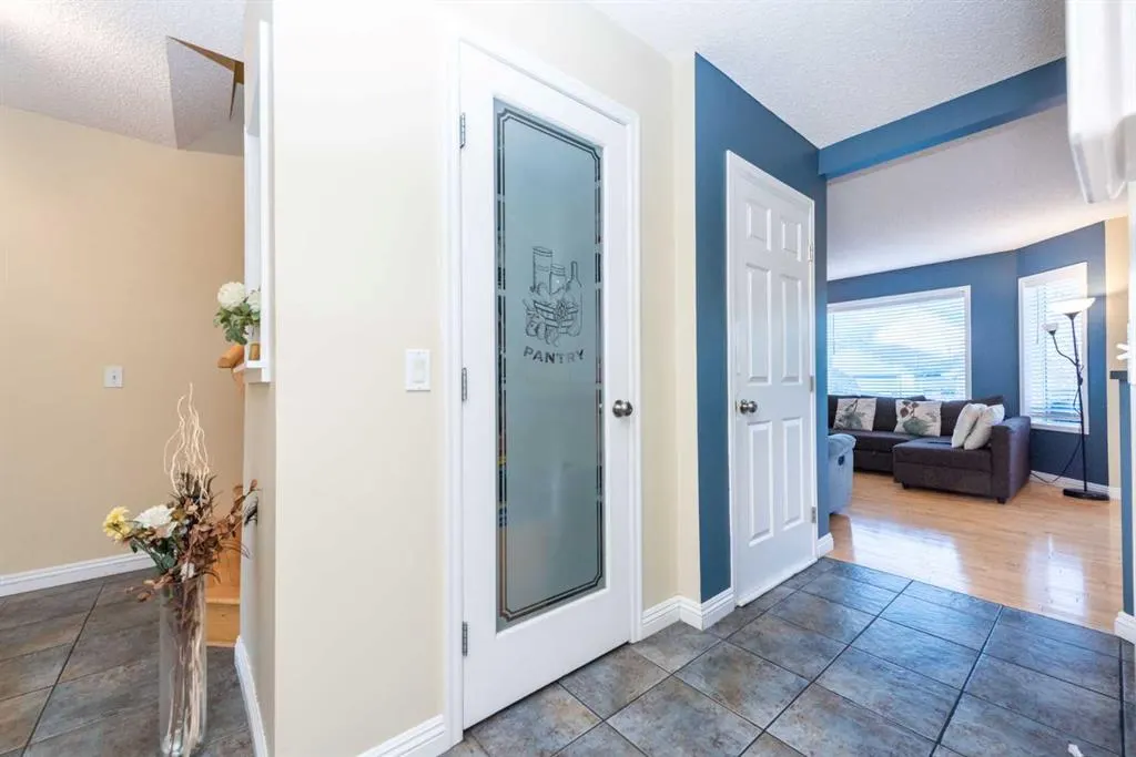 49 Rocky Ridge Heath NW