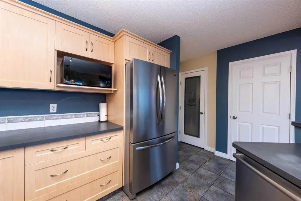 49 Rocky Ridge Heath NW