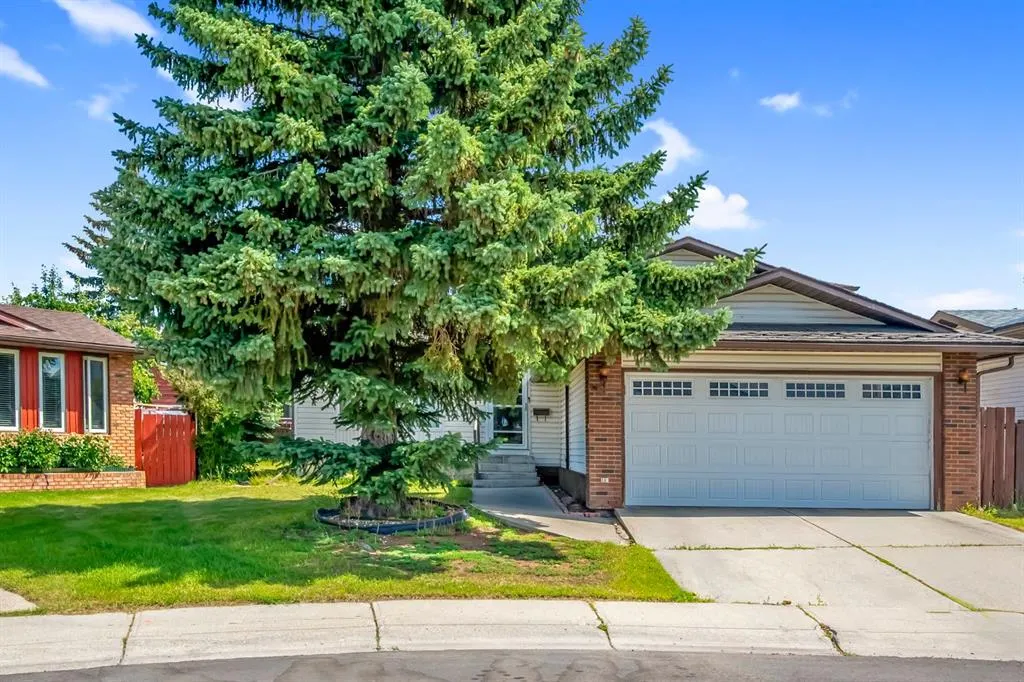 124 Whiteram Close NE