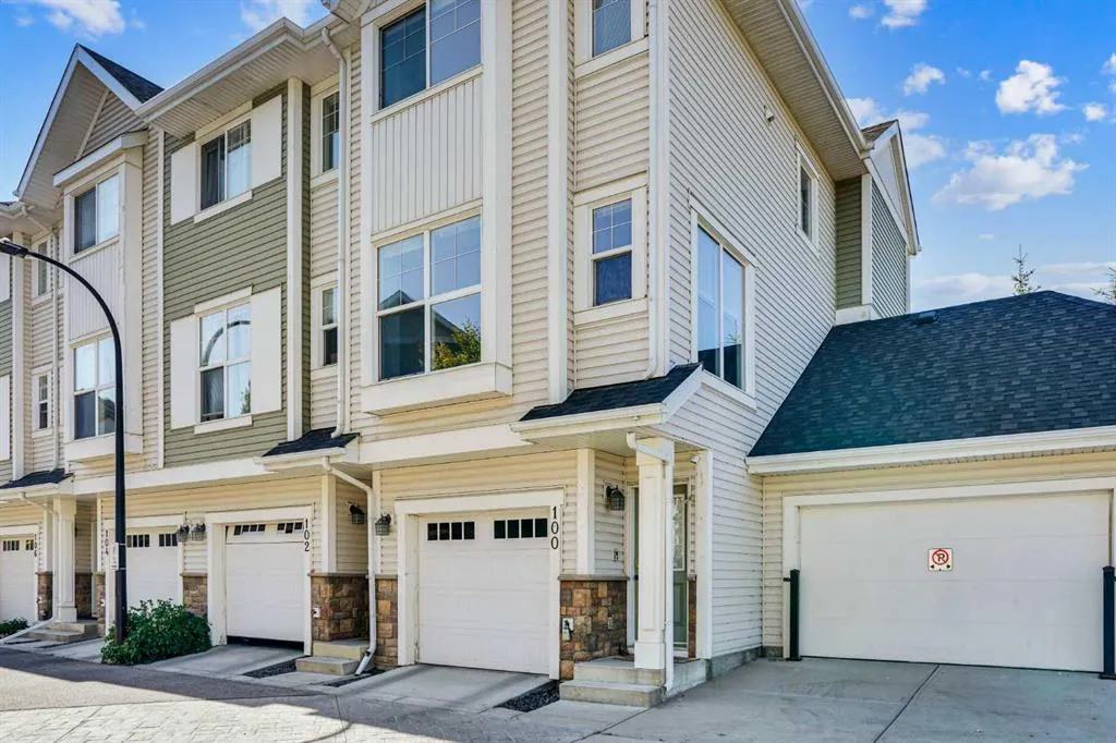 100 New Brighton Point SE