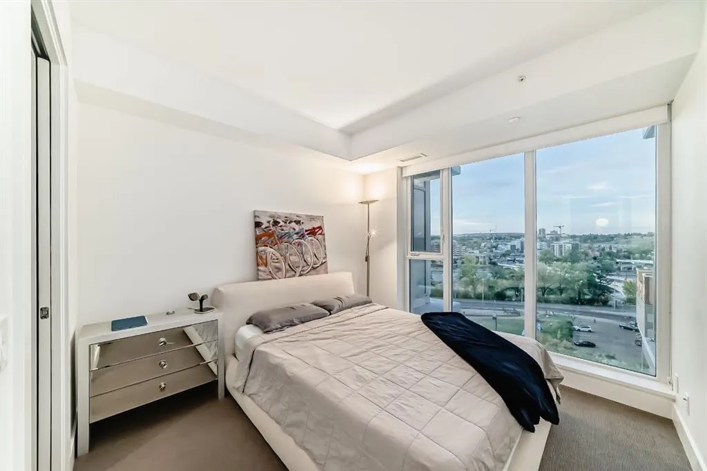 1025 5 Avenue SW, #1004