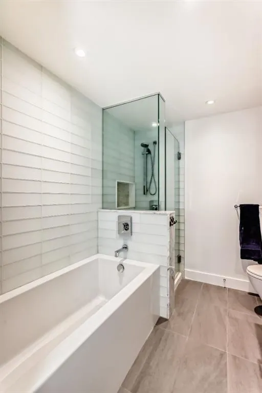1025 5 Avenue SW, #1004