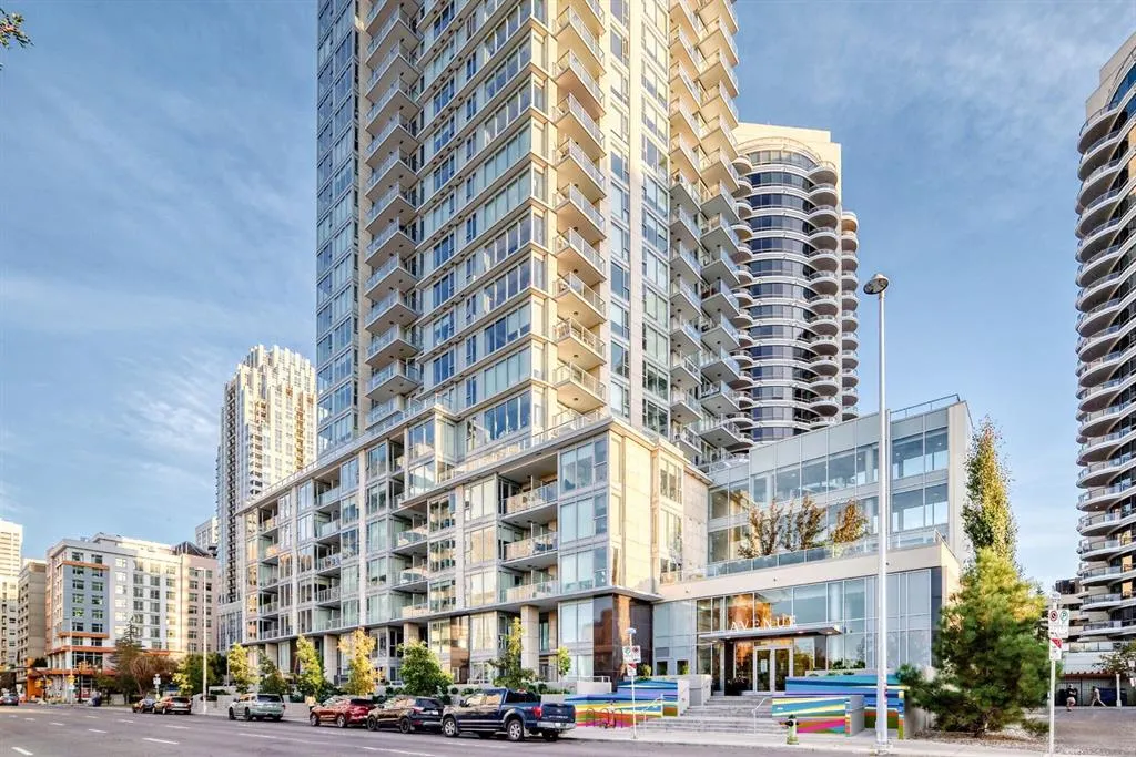 1025 5 Avenue SW, #1004