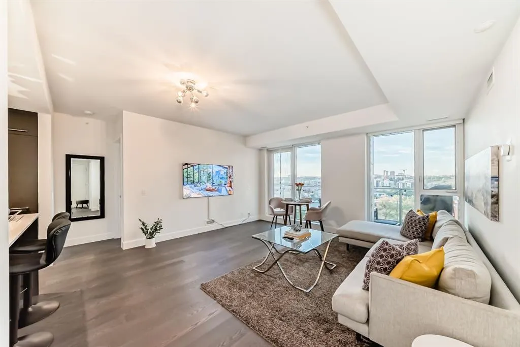 1025 5 Avenue SW, #1004