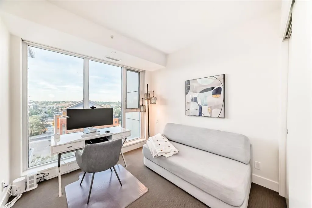 1025 5 Avenue SW, #1004
