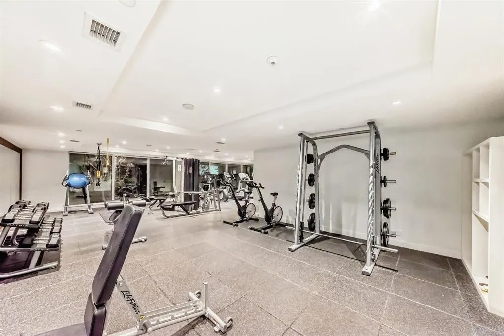 1025 5 Avenue SW, #1004