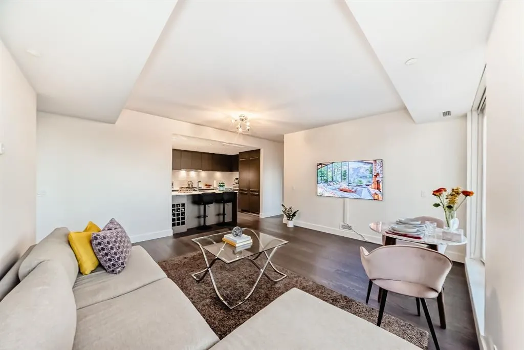 1025 5 Avenue SW, #1004