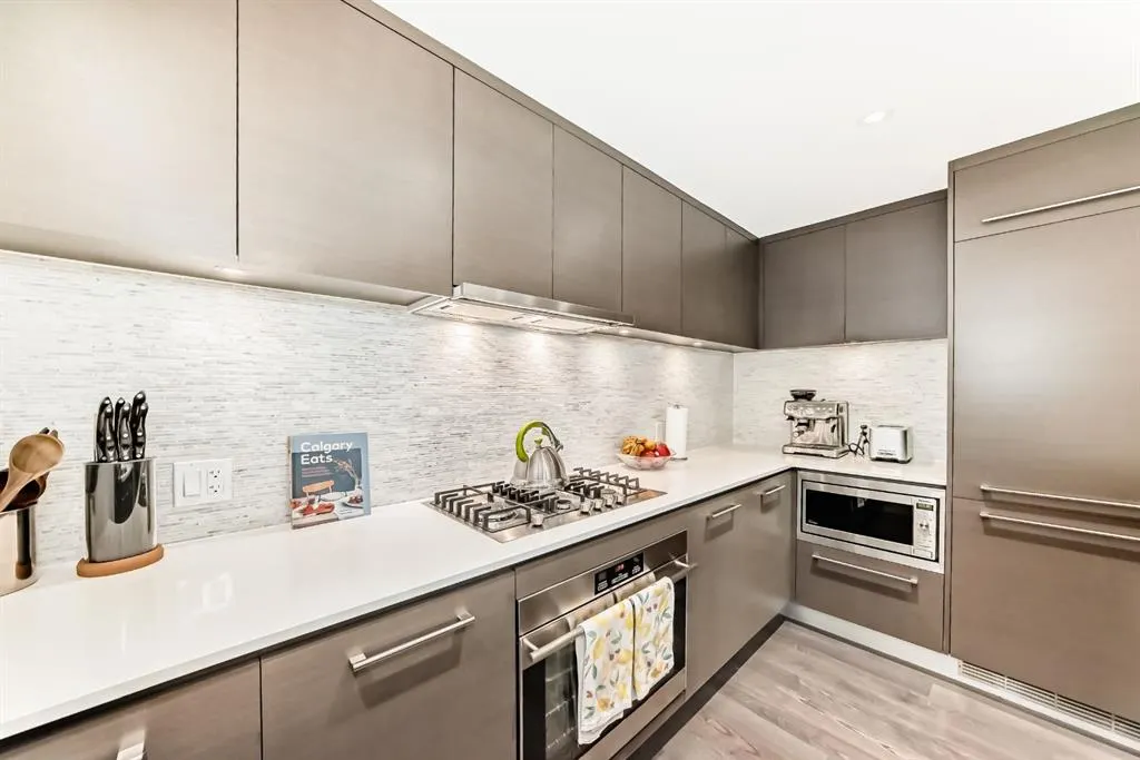 1025 5 Avenue SW, #1004