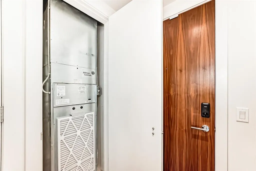 1025 5 Avenue SW, #1004