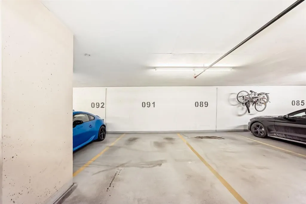 1025 5 Avenue SW, #1004