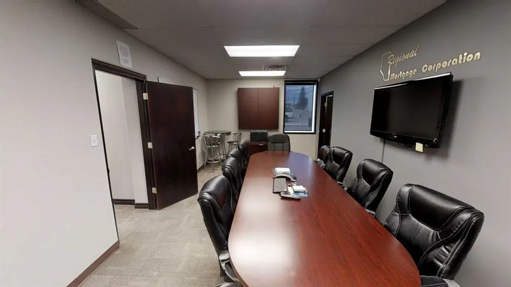 5229 50 Avenue, #102