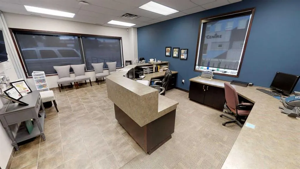 5229 50 Avenue, #102