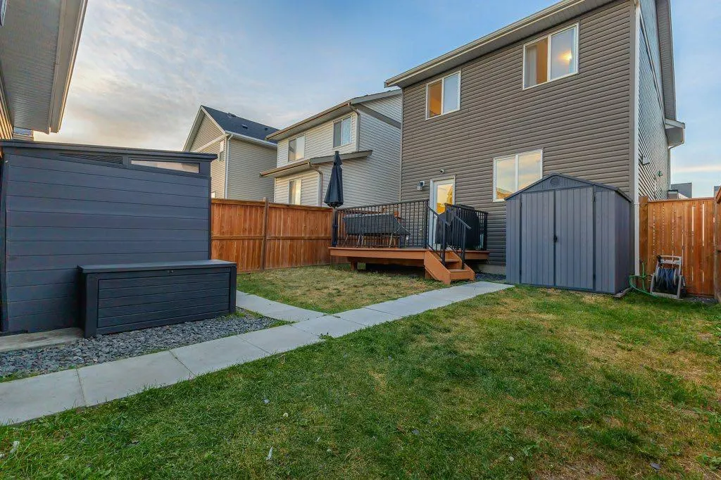 425 South Point Glen SW