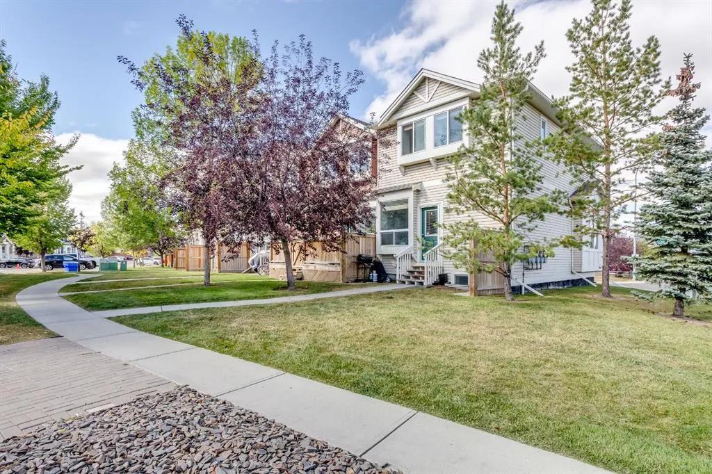 703 Luxstone Square SW, #404