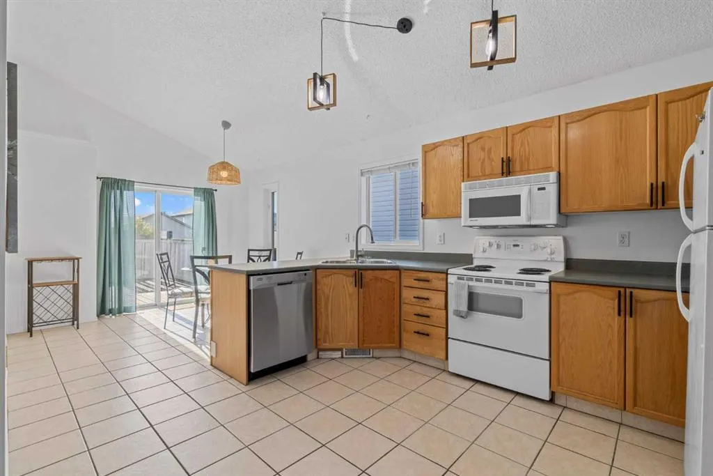 69 San Diego Manor NE