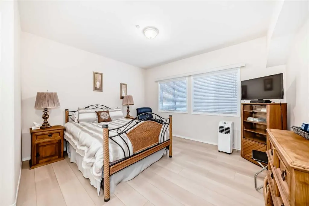 2850 51 Street SW, #112