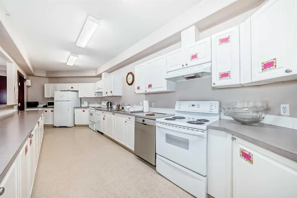 2850 51 Street SW, #112
