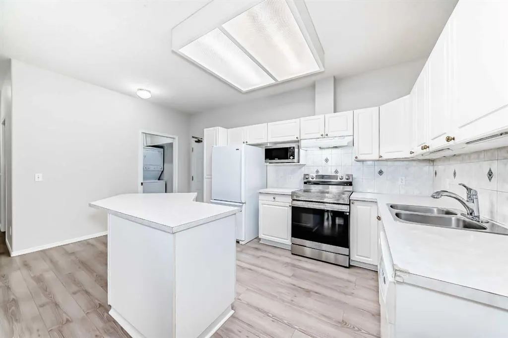 2850 51 Street SW, #112