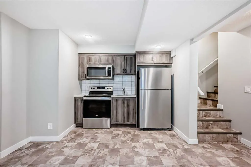 157 Belmont Drive SW