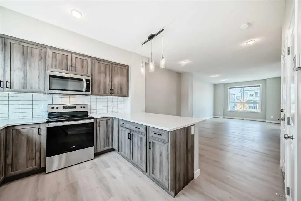 157 Belmont Drive SW