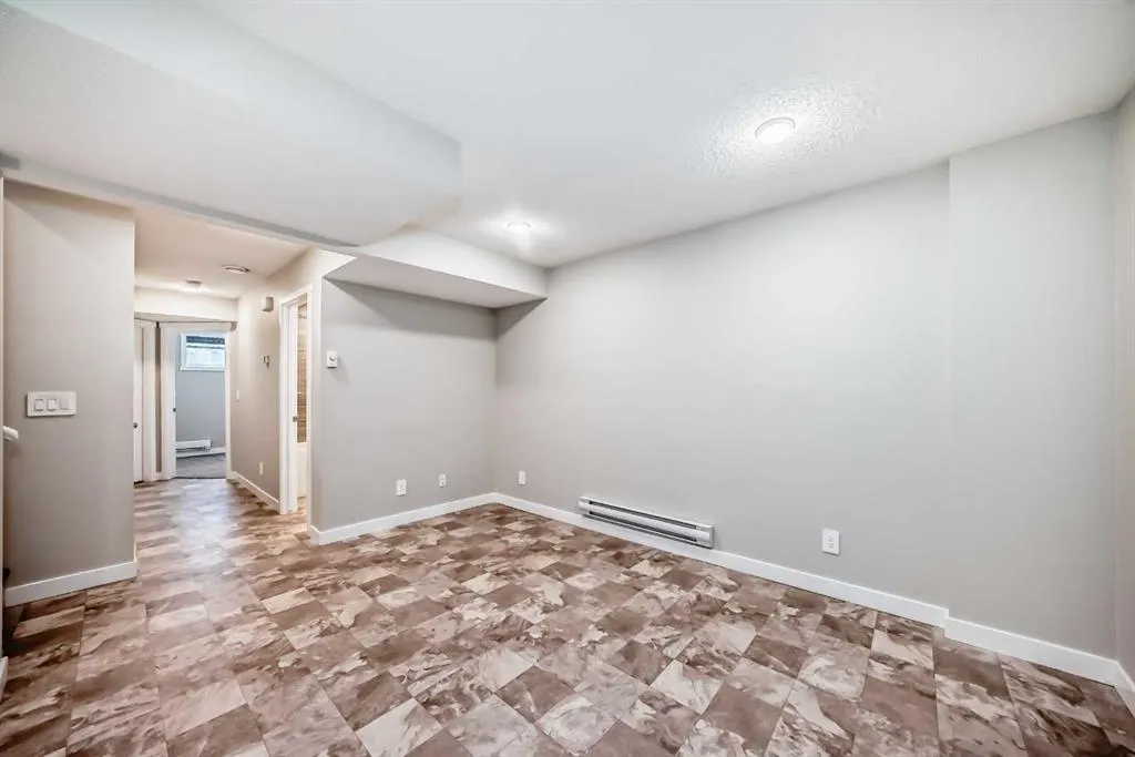 157 Belmont Drive SW