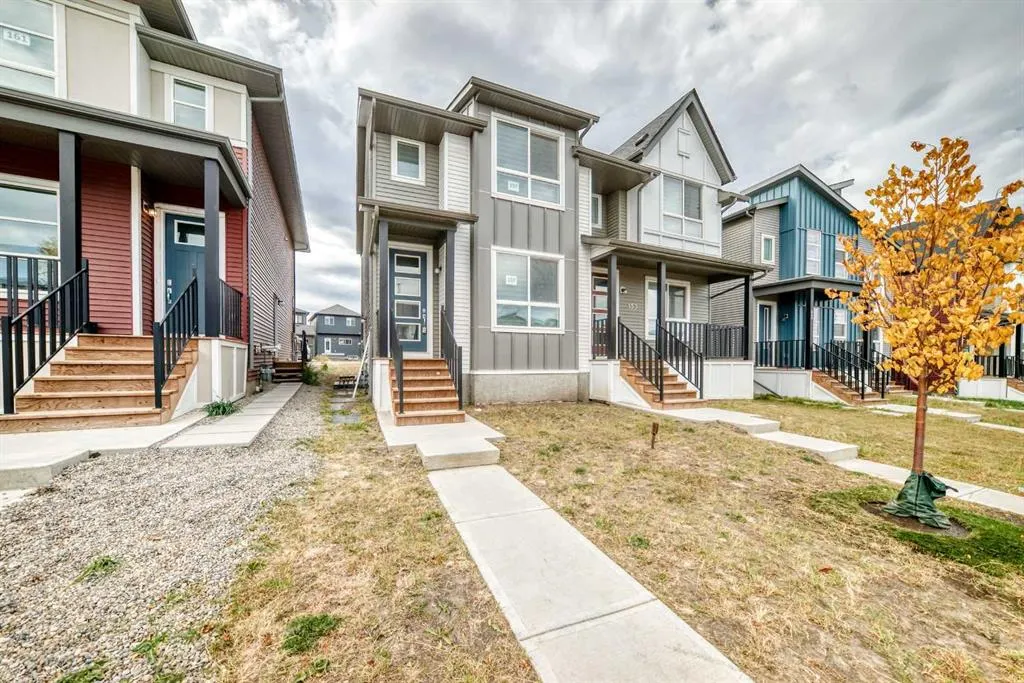 157 Belmont Drive SW