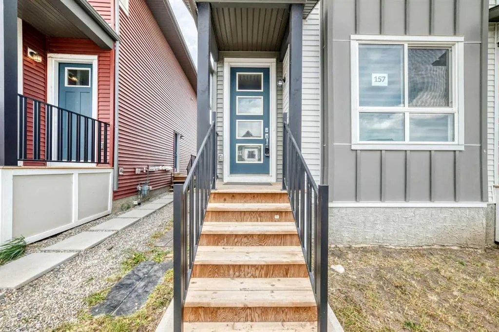 157 Belmont Drive SW