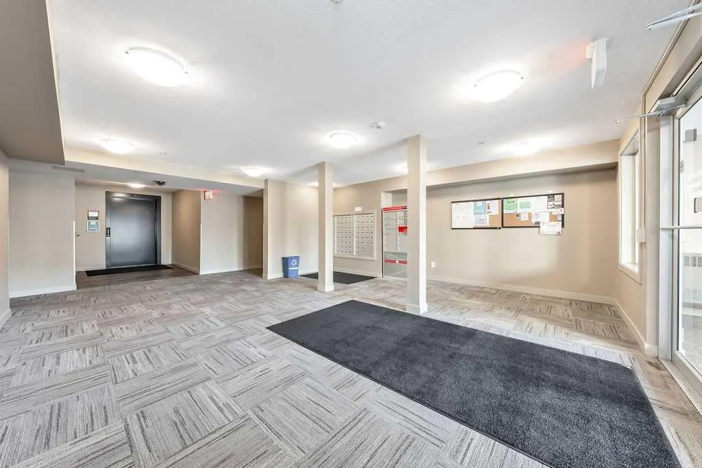 403 Mackenzie Way SW, #9113