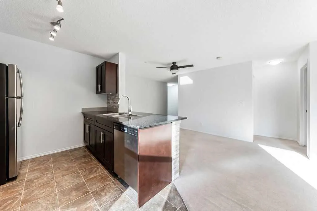 403 Mackenzie Way SW, #9113