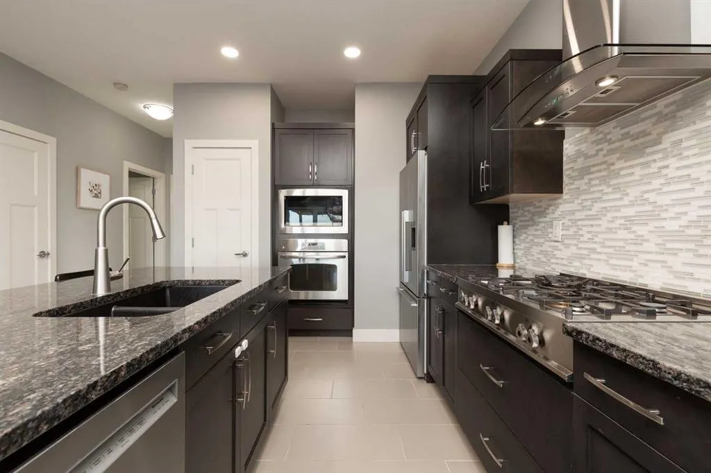 503 Keystone Chase W