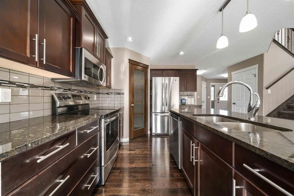 59 Somerside Way SE