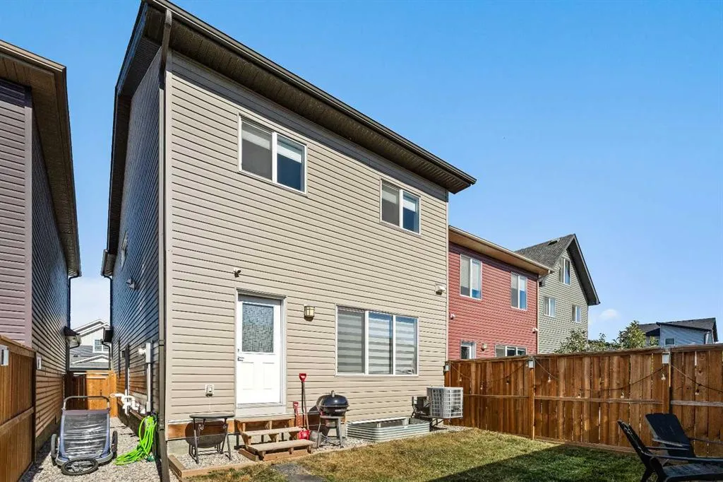 85 Walgrove Rise SE