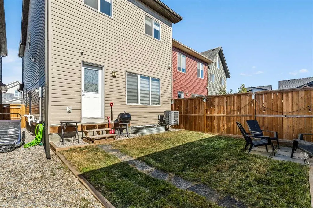 85 Walgrove Rise SE