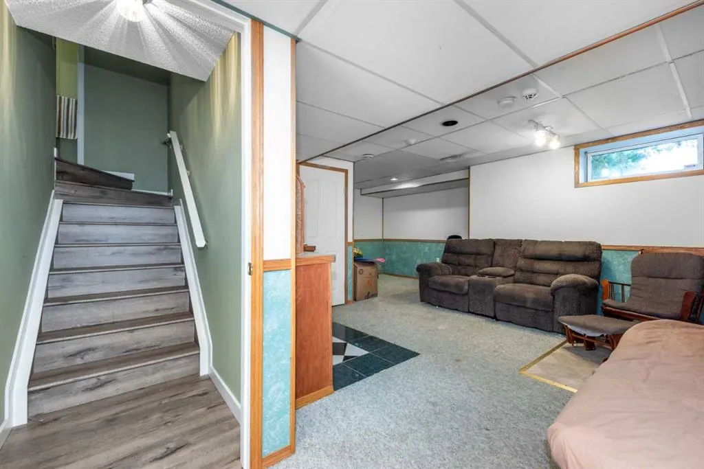 45 River Rock Court SE