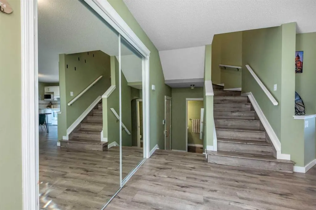 45 River Rock Court SE