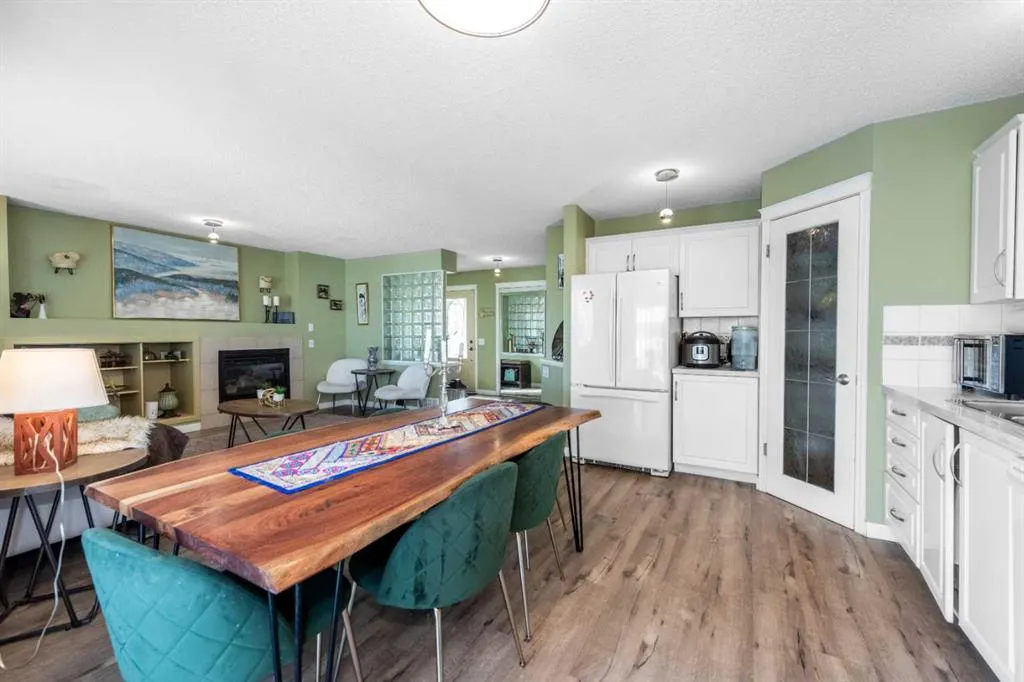 45 River Rock Court SE