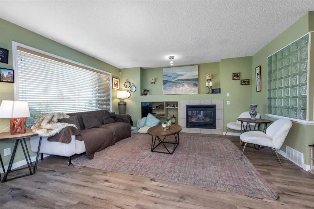 45 River Rock Court SE
