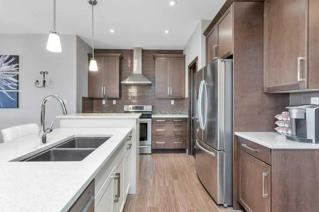 187 Vancouver Crescent