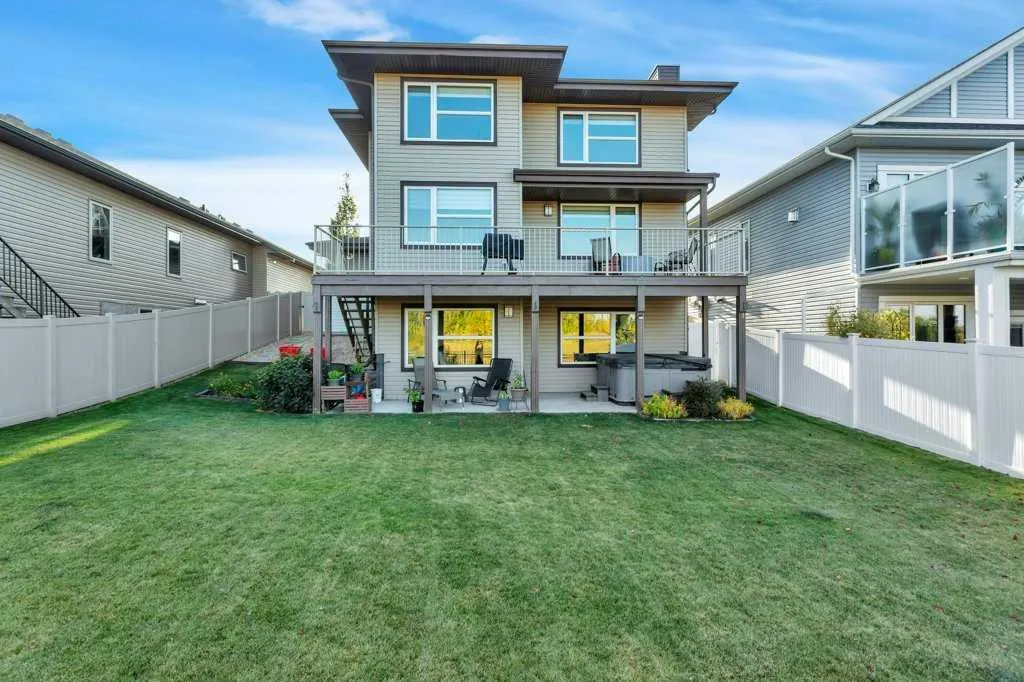 187 Vancouver Crescent