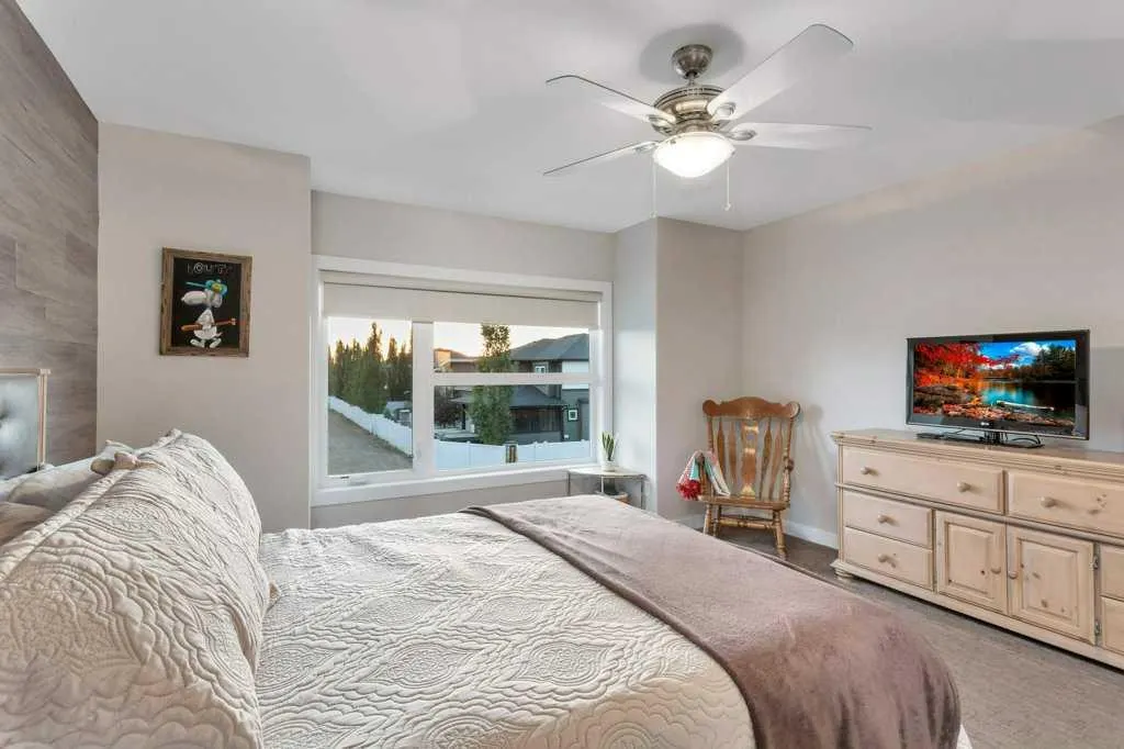 187 Vancouver Crescent