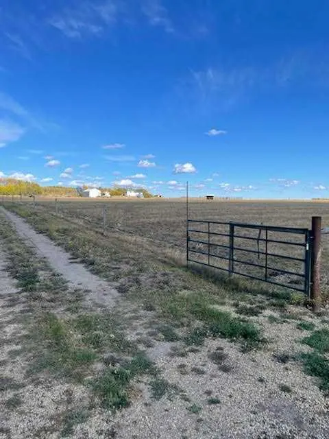 122040 Township Road 734