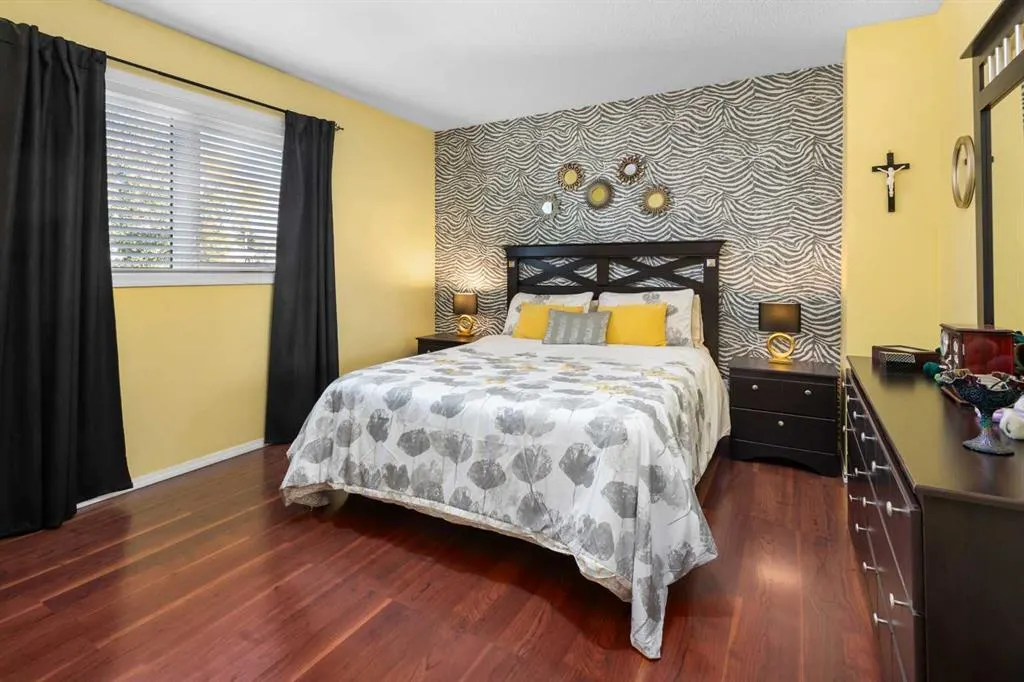 27 Eldorado Road SE