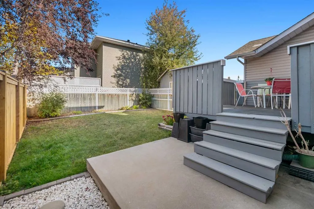 27 Eldorado Road SE