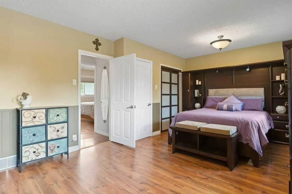 235 Allan Crescent SE